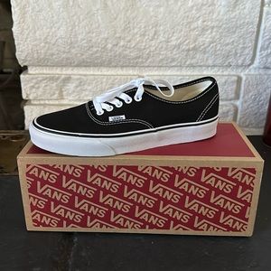 Vans - Authentic Shoe